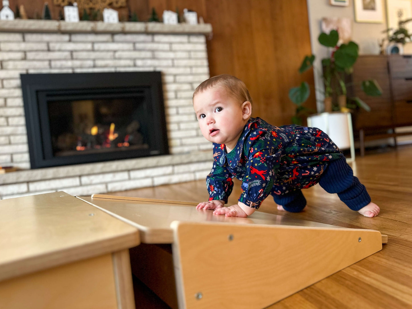 baby climbing pikler platform and ramp